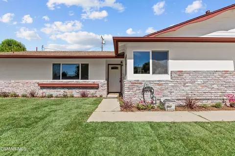 3129 Travis Ave, Simi Valley, CA 93063