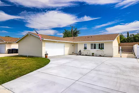 2118 Sebring St, Simi Valley, CA 93065