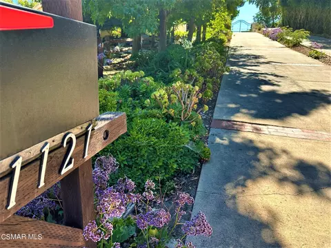 1121 El Monte Dr, Thousand Oaks, CA 91362