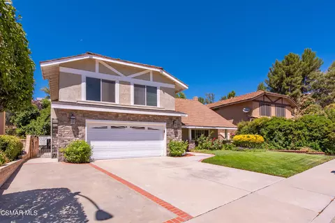 28527 Bud Ct, Saugus, CA 91350 photo 1