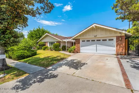 117 W Sidlee St, Thousand Oaks, CA 91360