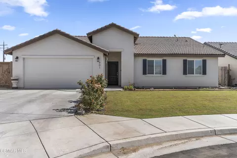 901 James Valley Ct, Bakersfield, CA 93307