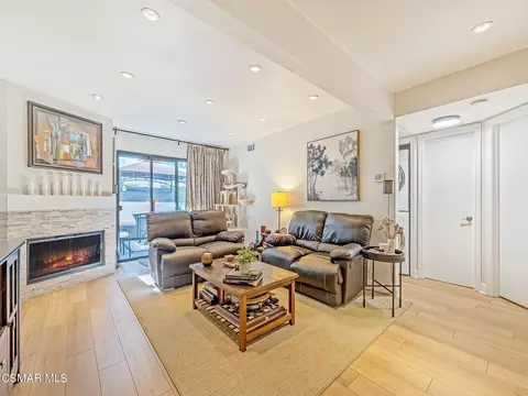 2519 Chandler Ave #7, Simi Valley, CA 93065