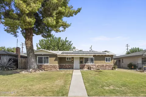 3024 Leonard St, Bakersfield, CA 93304