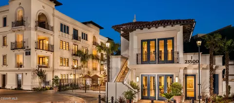 23500 Park Sorrento #C31, Calabasas, CA 91302