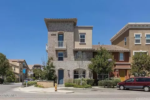 4363 Eileen St #1, Simi Valley, CA 93063
