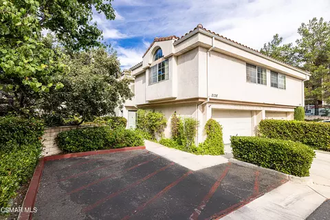2136 Los Feliz Dr, Thousand Oaks, CA 91362