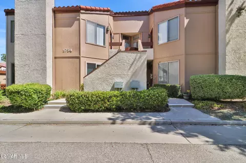 1724 Sinaloa Rd #127, Simi Valley, CA 93065