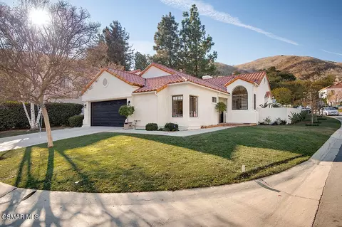 729 Maywood Ct, Westlake Village, CA 91362