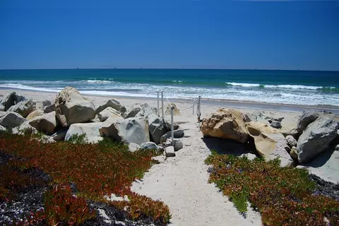 841 Sand Point Rd, Carpinteria, CA 93013 photo 3