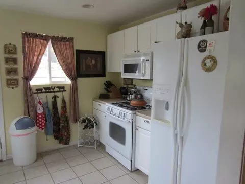 4791 7th St, Carpinteria, CA 93013 photo 3