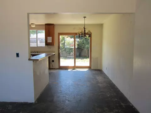 1116 E Lemon Ave, Lompoc, CA 93436 photo 5
