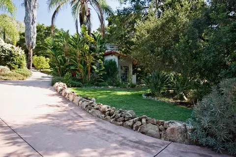 1369 Foothill Rd, Ojai, CA 93023 photo 2