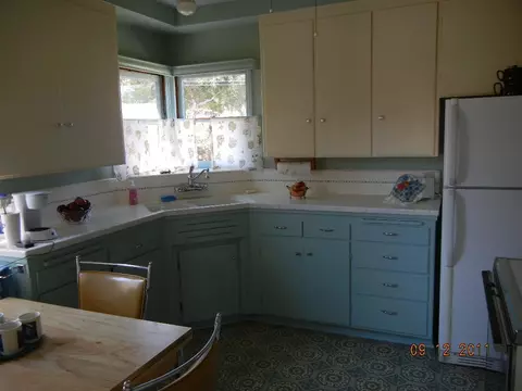 233 S D St, Lompoc, CA 93436 photo 4