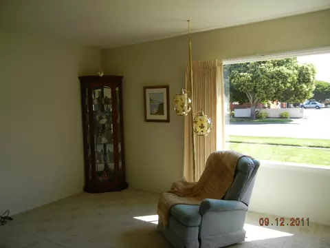 233 S D St, Lompoc, CA 93436 photo 3