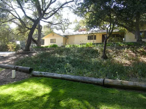 2385 Burnham, Ojai, CA 93023 photo 1
