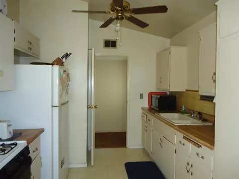 5423 Shemara St, Carpinteria, CA 93013 photo 4