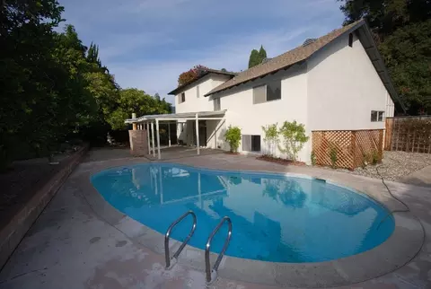 627 Edgewood Dr, Goleta, CA 93117 photo 4