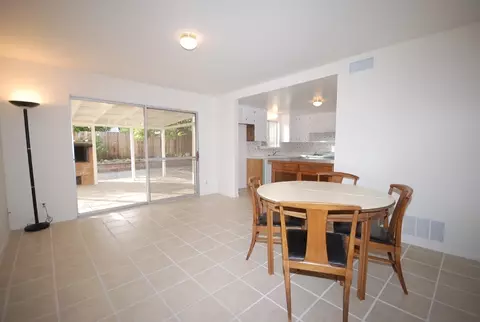 627 Edgewood Dr, Goleta, CA 93117 photo 3