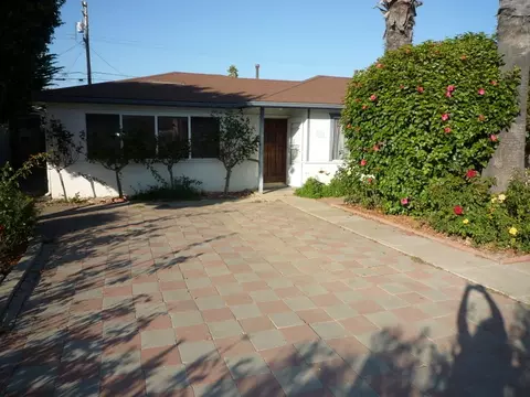 813 W Maple Ave, Lompoc, CA 93436 photo 1