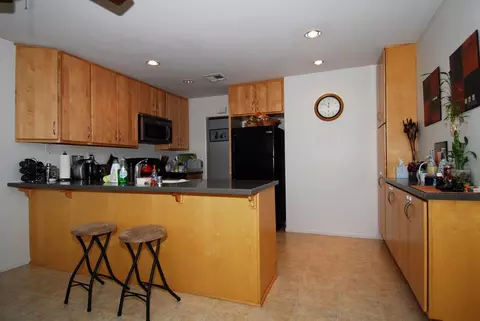 406 Crestview Dr, Ojai, CA 93023 photo 2