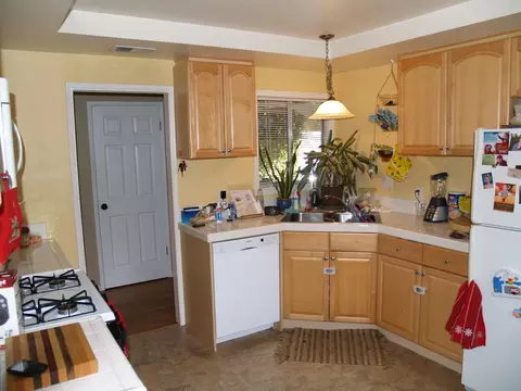 89 Bristol Pl, Goleta, CA 93117 photo 5