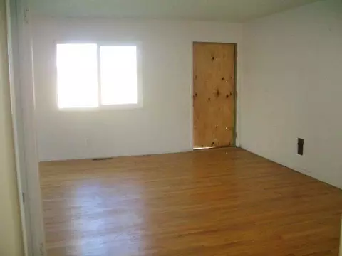 804 E North Ave, Lompoc, CA 93436 photo 2