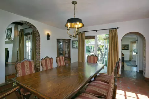 32 E Junipero St, Santa Barbara, CA 93105 photo 5