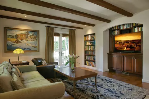 32 E Junipero St, Santa Barbara, CA 93105 photo 4