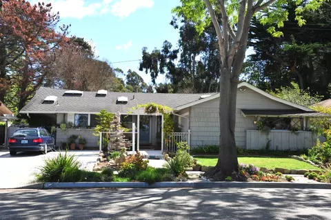 586 Arbol Verde St, Carpinteria, CA 93013 photo 1