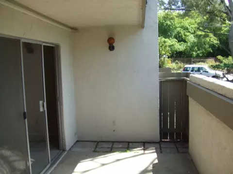 45 Dearborn Pl #35, Goleta, CA 93117 photo 5