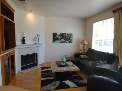 558 Springbrook Ct, Goleta, CA 93117 photo 3