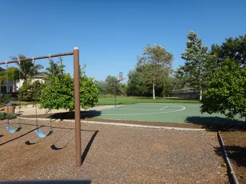 558 Springbrook Ct, Goleta, CA 93117 photo 13