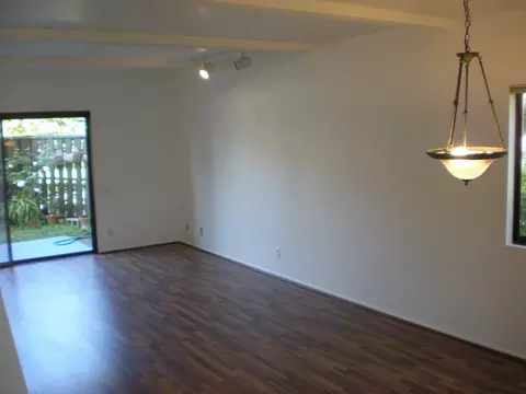 5446 8th St #4, Carpinteria, CA 93013 photo 2