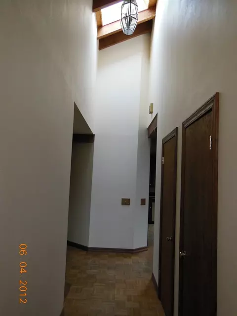 625 S C St, Lompoc, CA 93436 photo 4