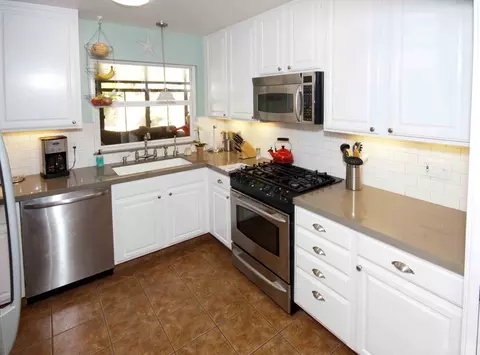 7805 Wagon Wheel Dr, Goleta, CA 93117 photo 2