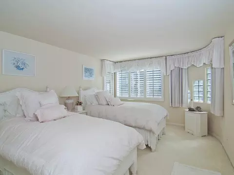 4049 Ocean Dr, Oxnard, CA 93035 photo 11
