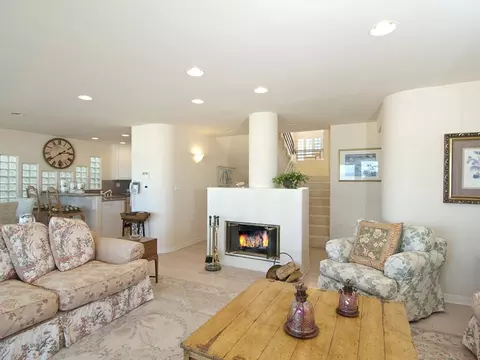 4049 Ocean Dr, Oxnard, CA 93035 photo 3