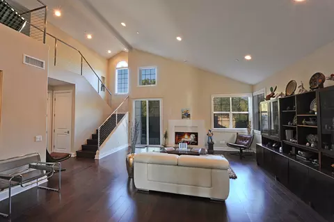 4844 El Carro Ln, Carpinteria, CA 93013 photo 3