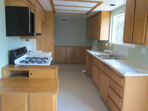 1128 N Poppy St, Lompoc, CA 93436 photo 6