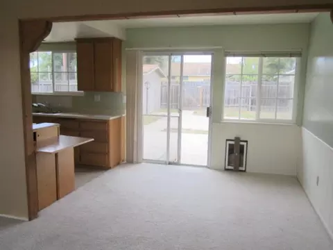 1128 N Poppy St, Lompoc, CA 93436 photo 4