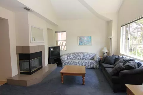 7150 Phelps Rd, Goleta, CA 93117 photo 2