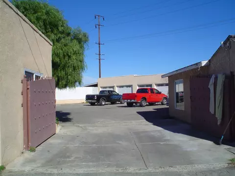 1552 Cypress St, Oxnard, CA 93030 photo 4