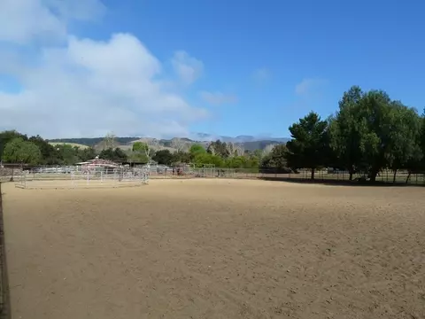 193 Riverside Rd, Oak View, CA 93022 photo 4
