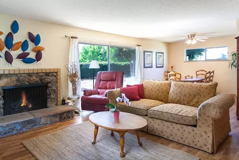 140 Serafin Way, Carpinteria, CA 93013 photo 4