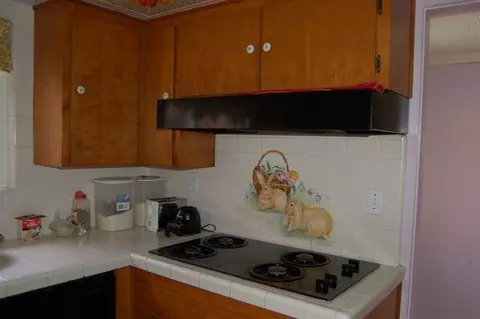 212 S First Pl, Lompoc, CA 93436 photo 4