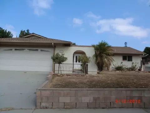 637 E Thomas St, Oak View, CA 93022 photo 1