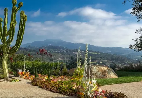 5160 Foothill Rd, Carpinteria, CA 93013 photo 2