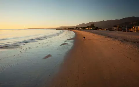 4921 Sandyland Rd, Carpinteria, CA 93013 photo 2