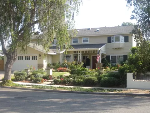 5451 Shemara St, Carpinteria, CA 93013 photo 2